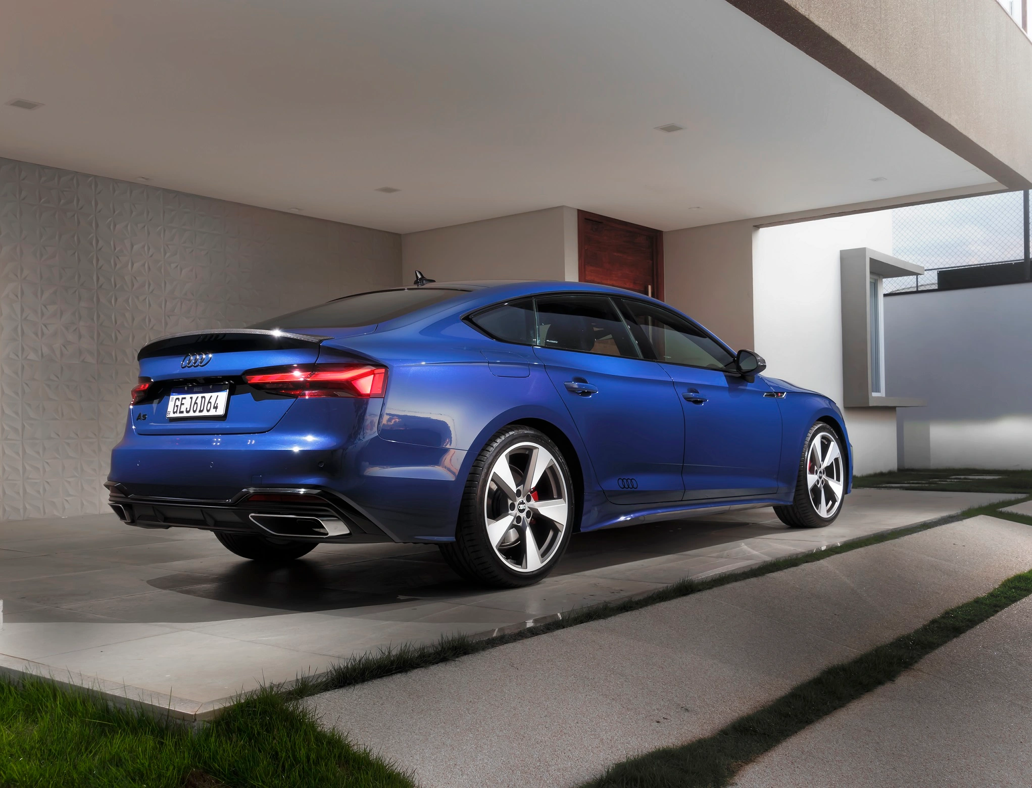 Audi A5 Carbon Edition (8)