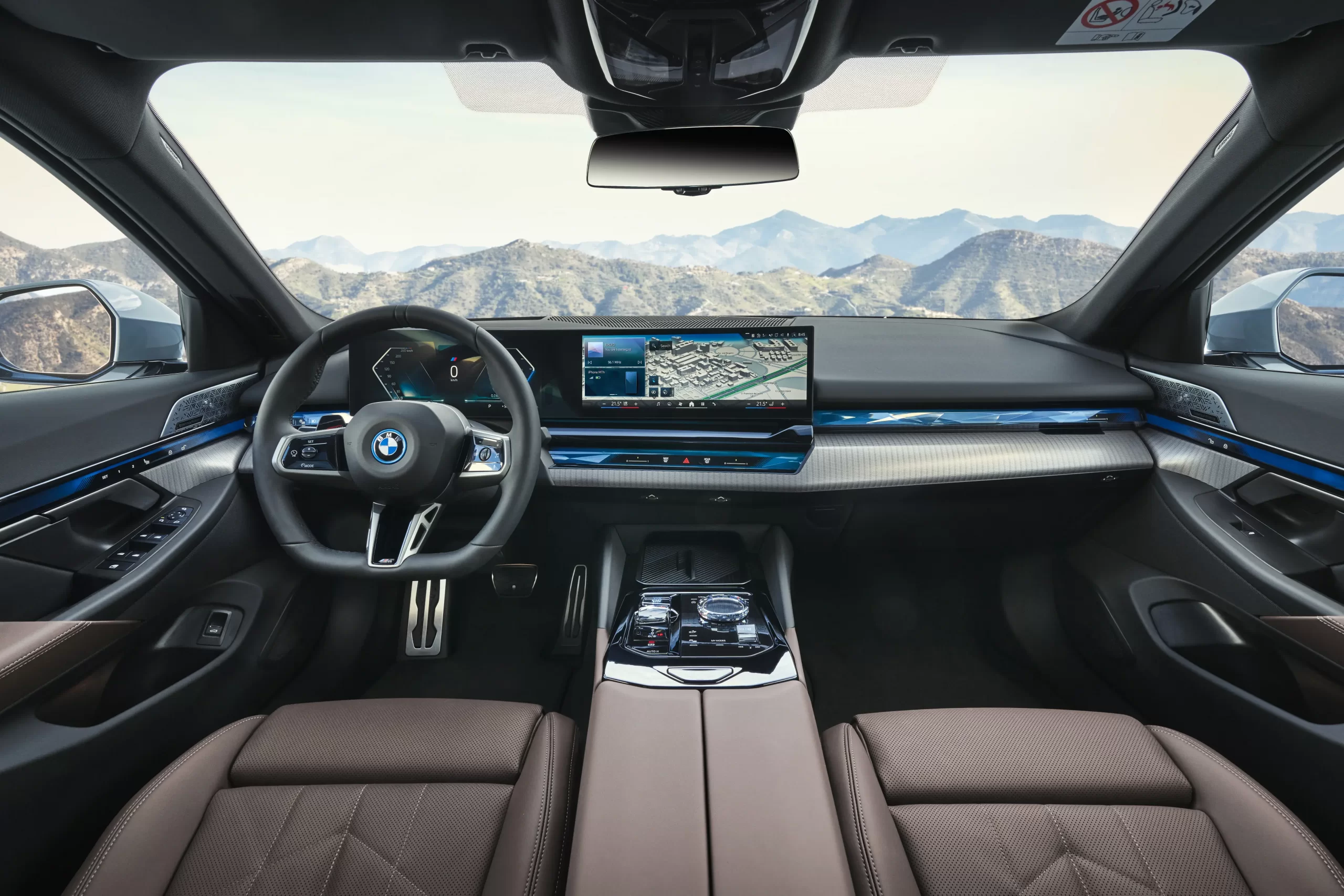 BMW i5 é a versão elétrica do Série 5, tem até 600 cv e custa mais de R
