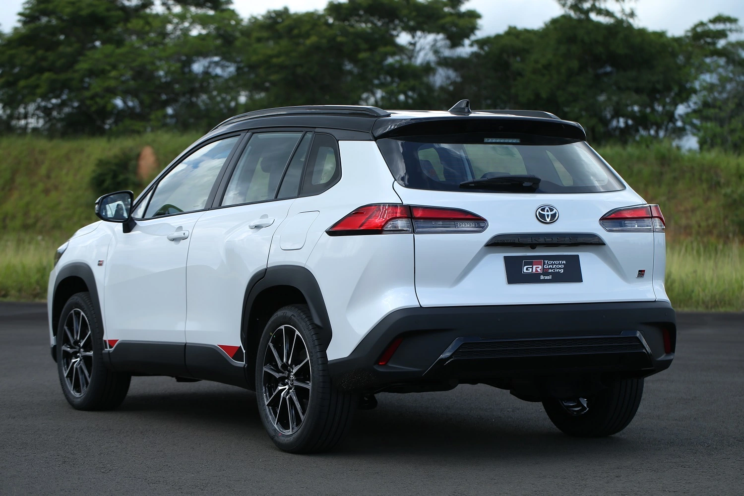 Toyota Corolla Cross GR-Sport 18