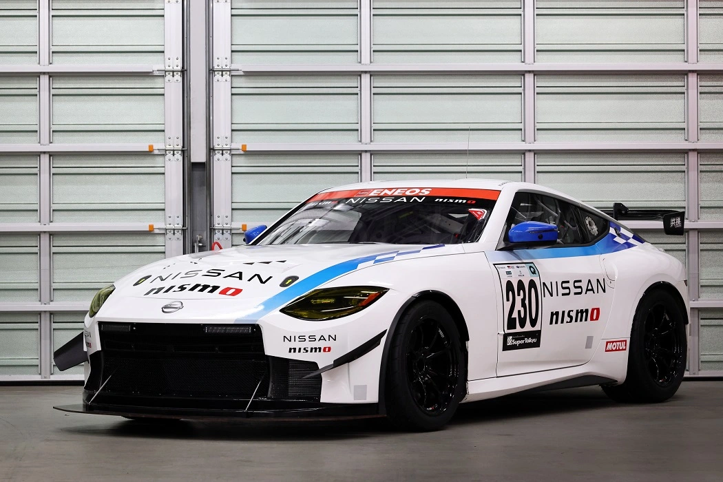 Nissan Z Racing Concept Destaque