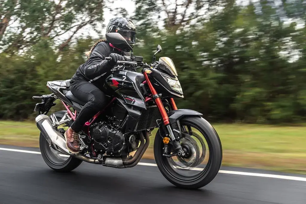 Nova Honda Hornet Cb750 Hornet 2023 (11)