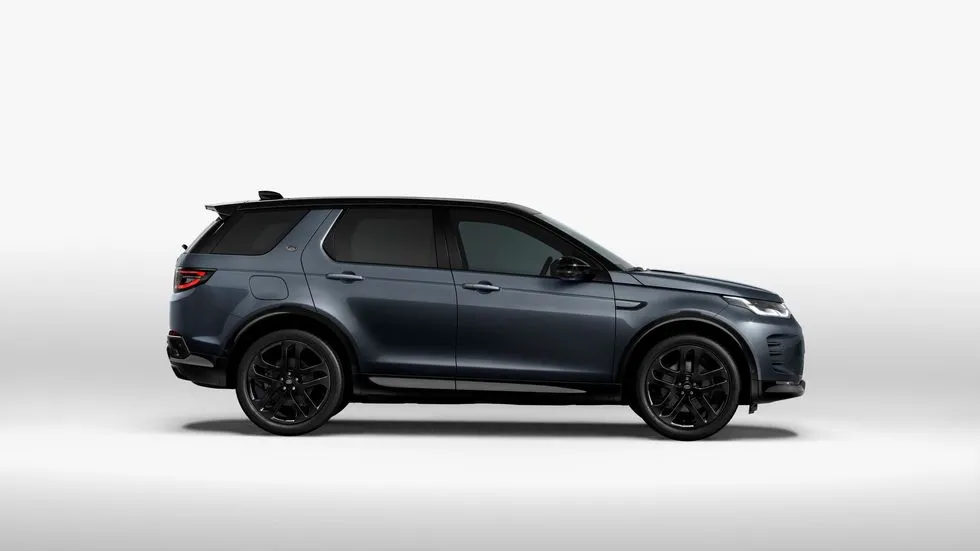 Land Rover Discovery Sport 2024 ganha telão Webmotors