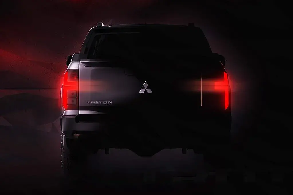 Nova Mitsubishi Triton (2)