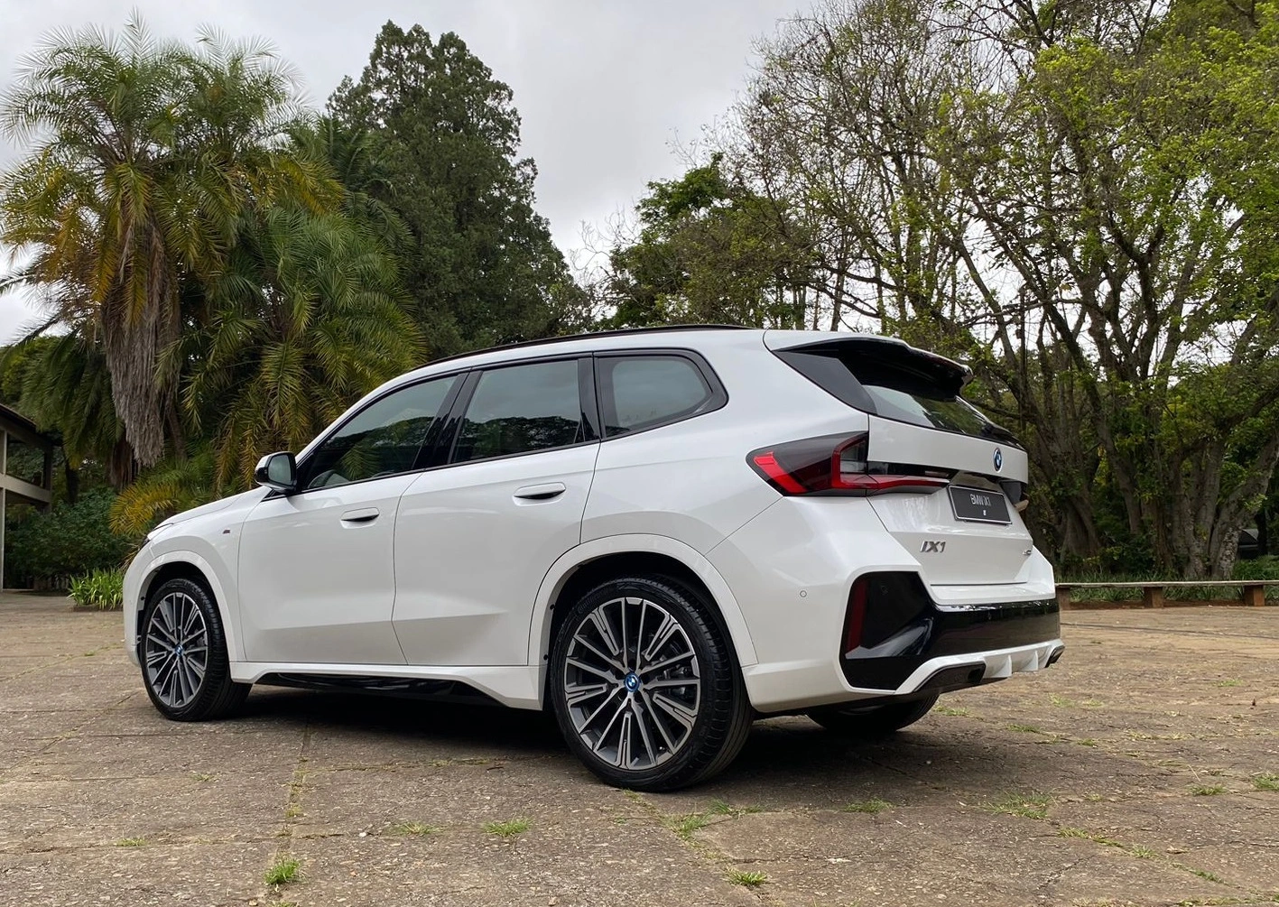 Novo BMW iX1: SUV elétrico é lançado no Brasil por R$ 421.950