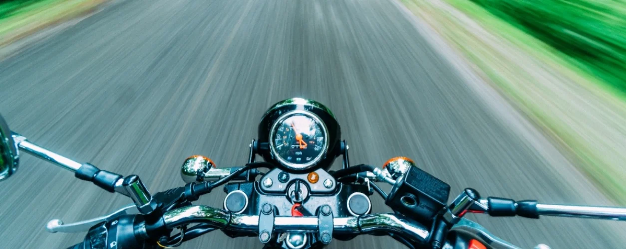 Moto Na Estrada