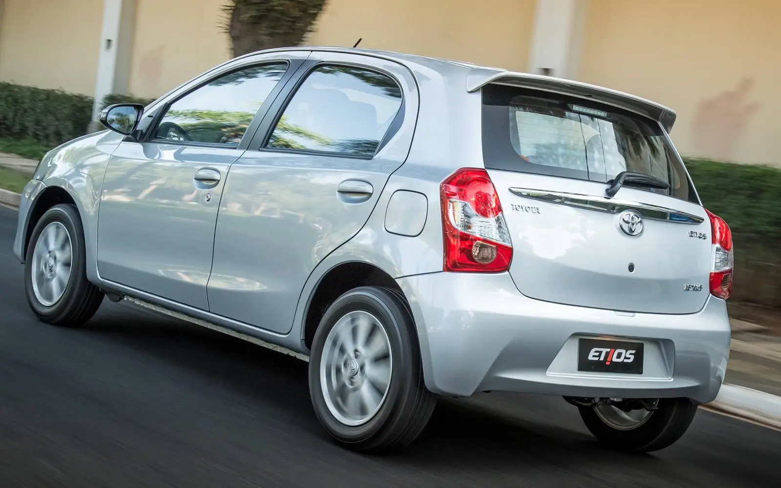 Toyota Etios 2017 F1