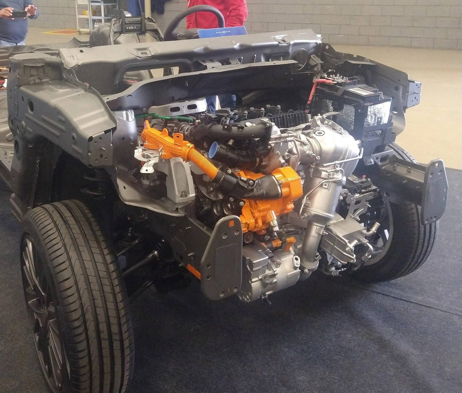 Stellantis anuncia investimento Bio Hibrid (2)