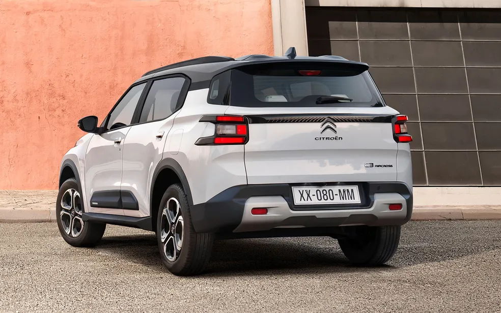 Citroën C3 Aircross terá câmbio CVT e sete lugares