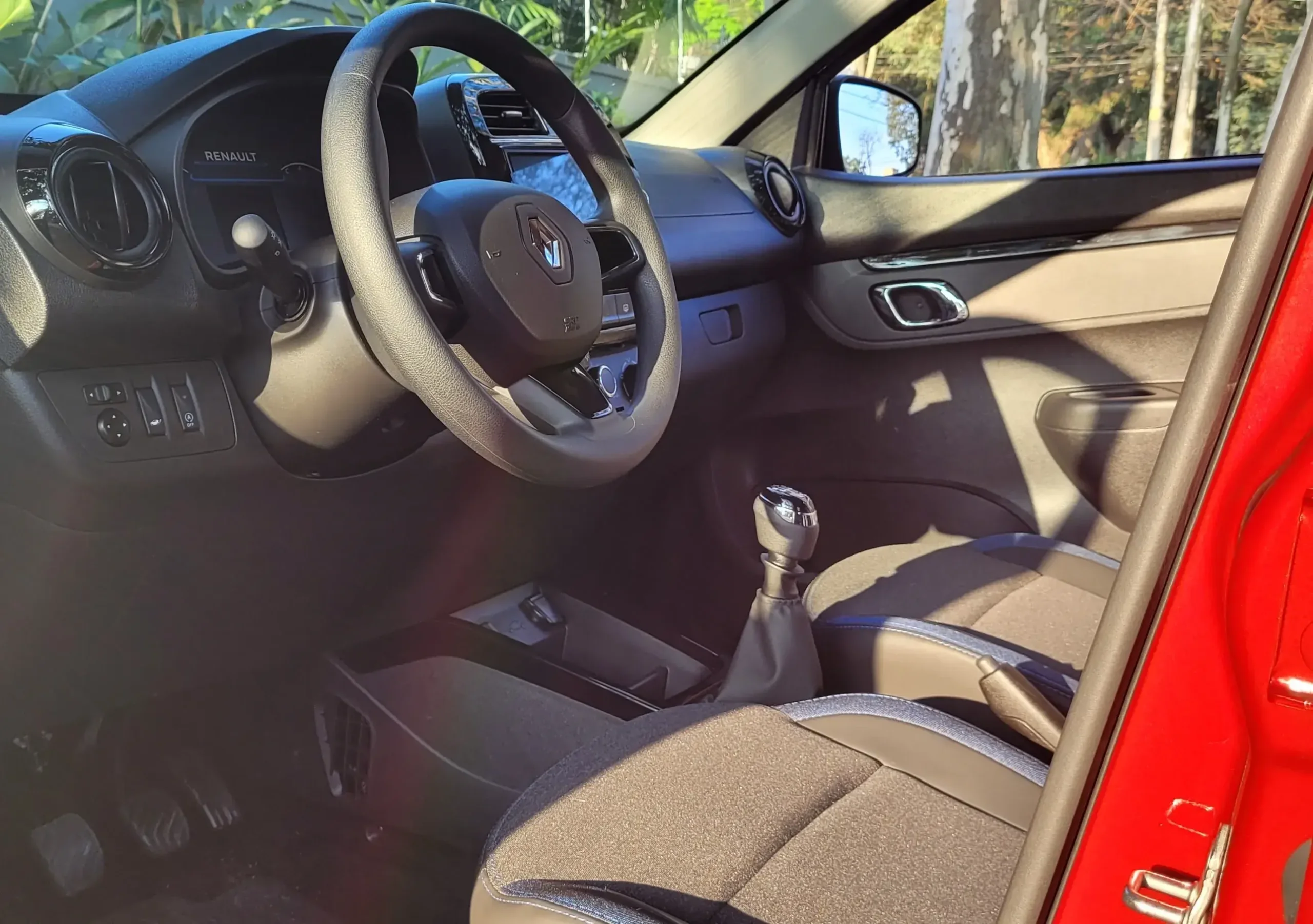 Renault Kwid Intense (14)