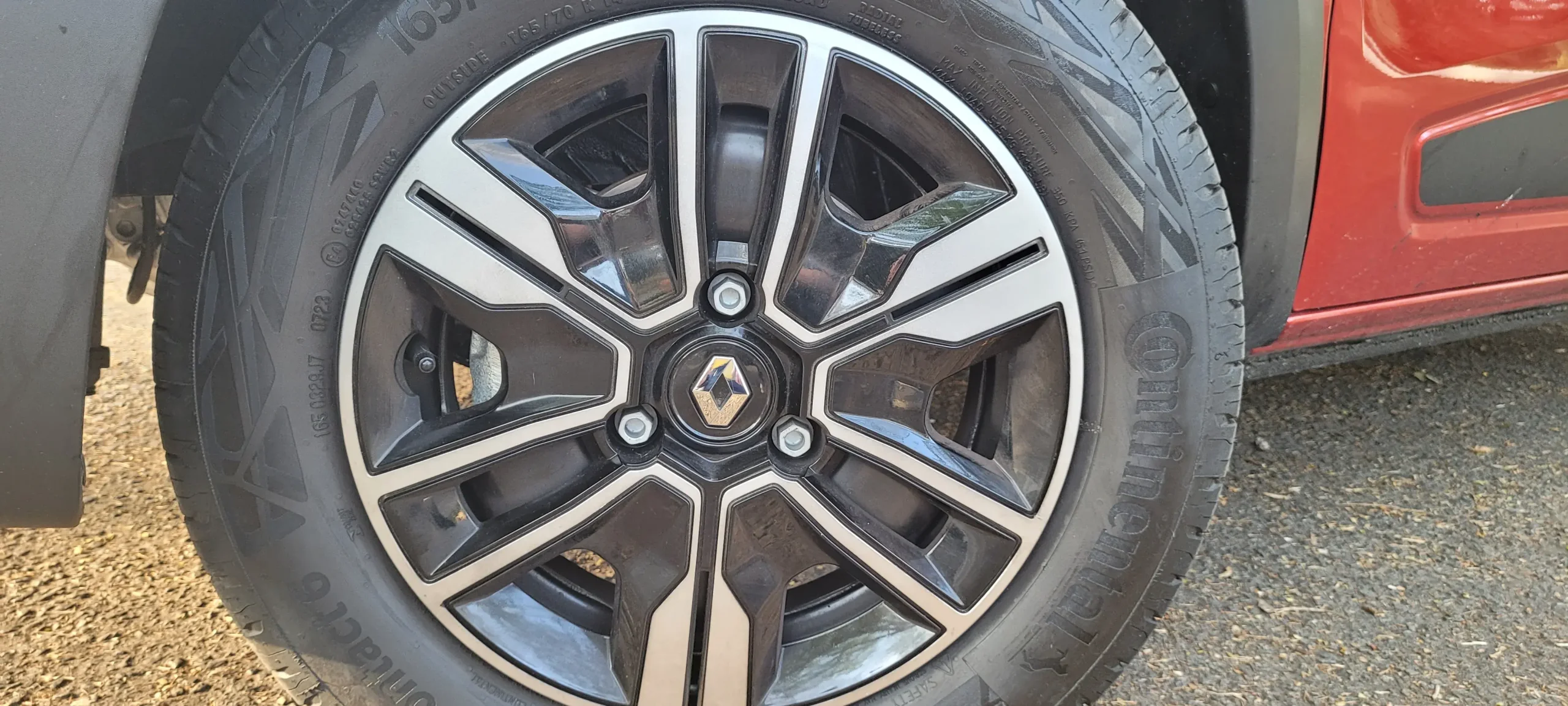 Renault Kwid Intense (21)