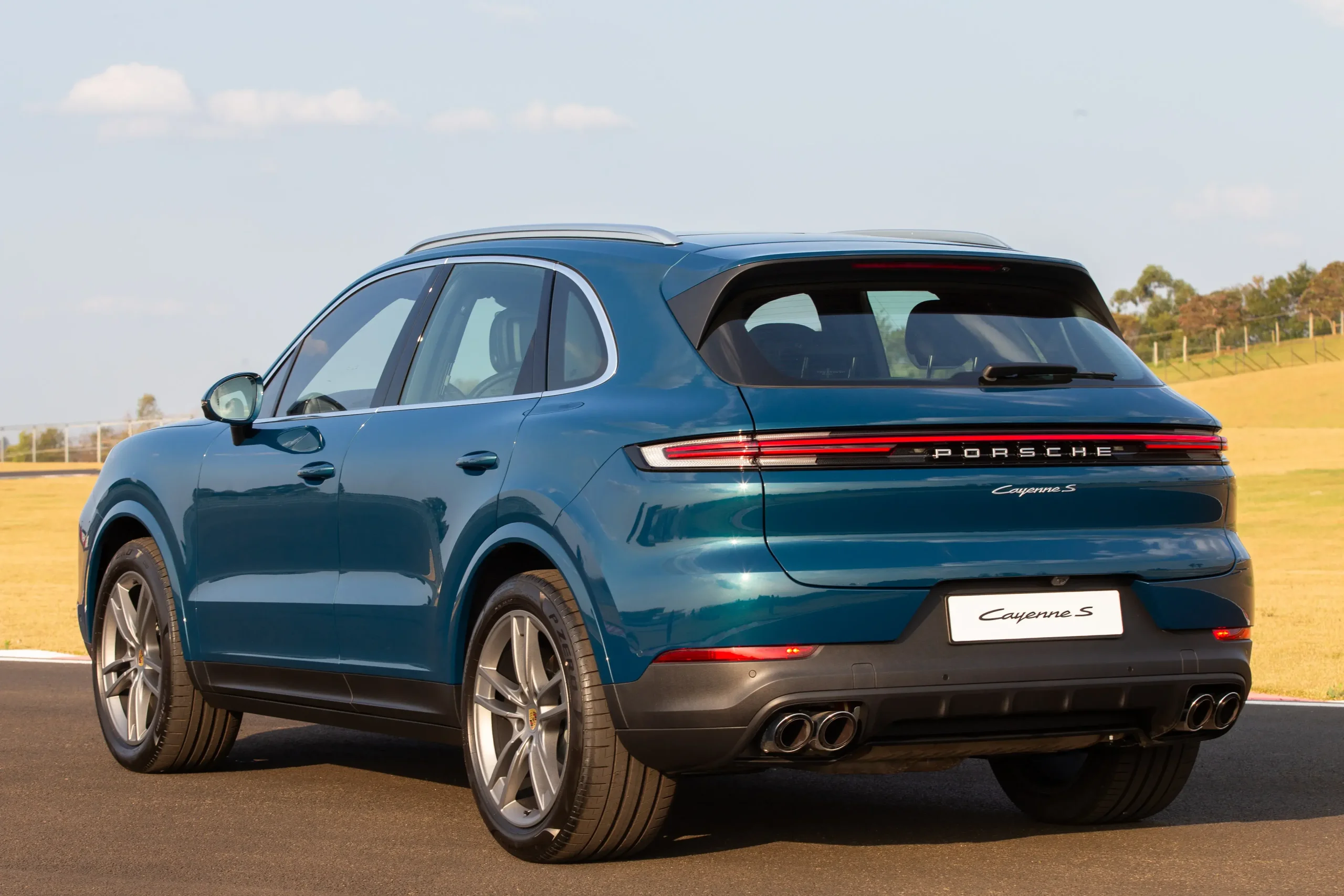 Porsche Cayenne S 13