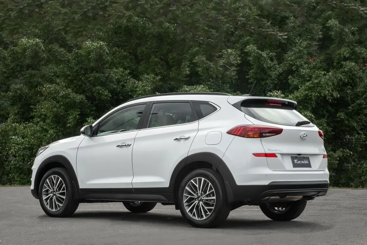 Hyundai Tucson 4