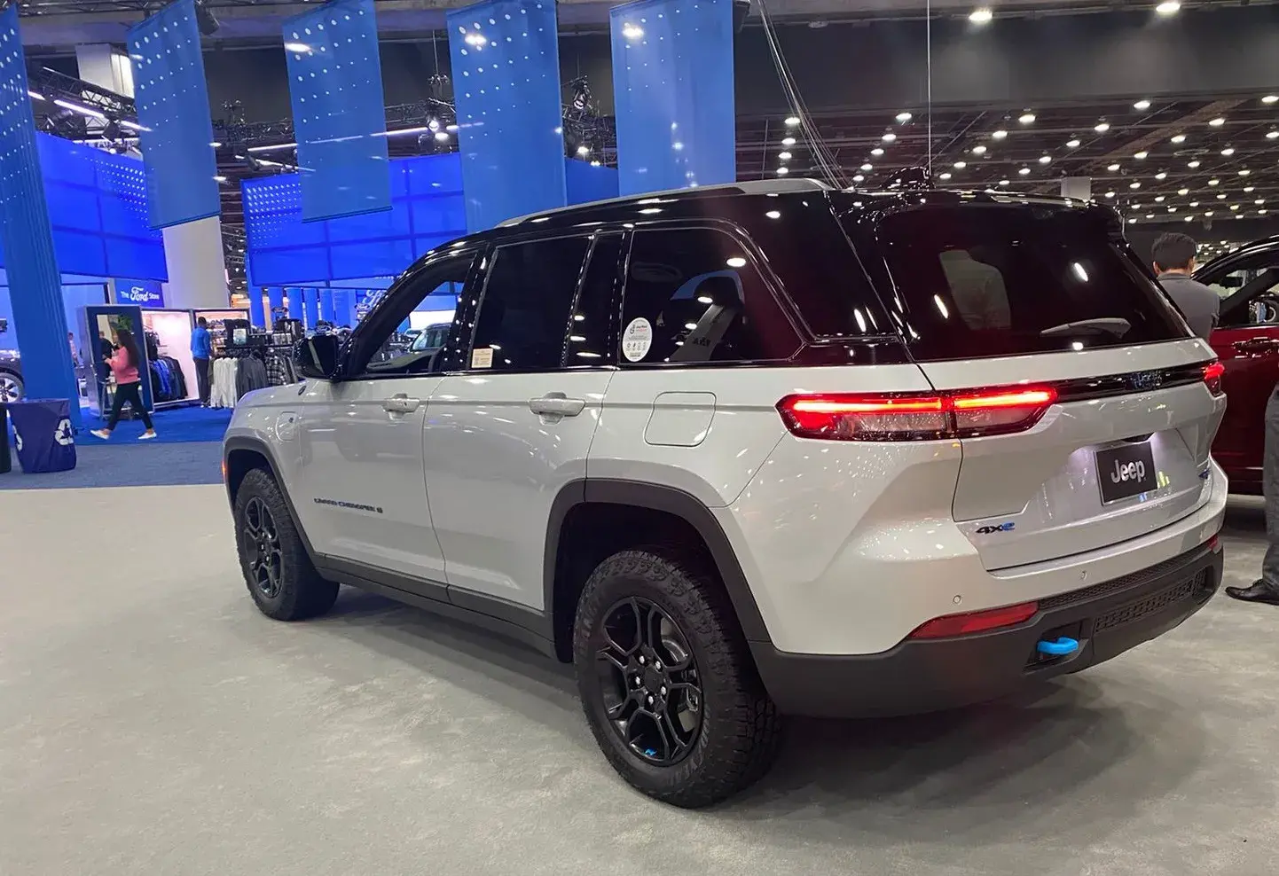 Novo Jeep Grand Cherokee Traseira