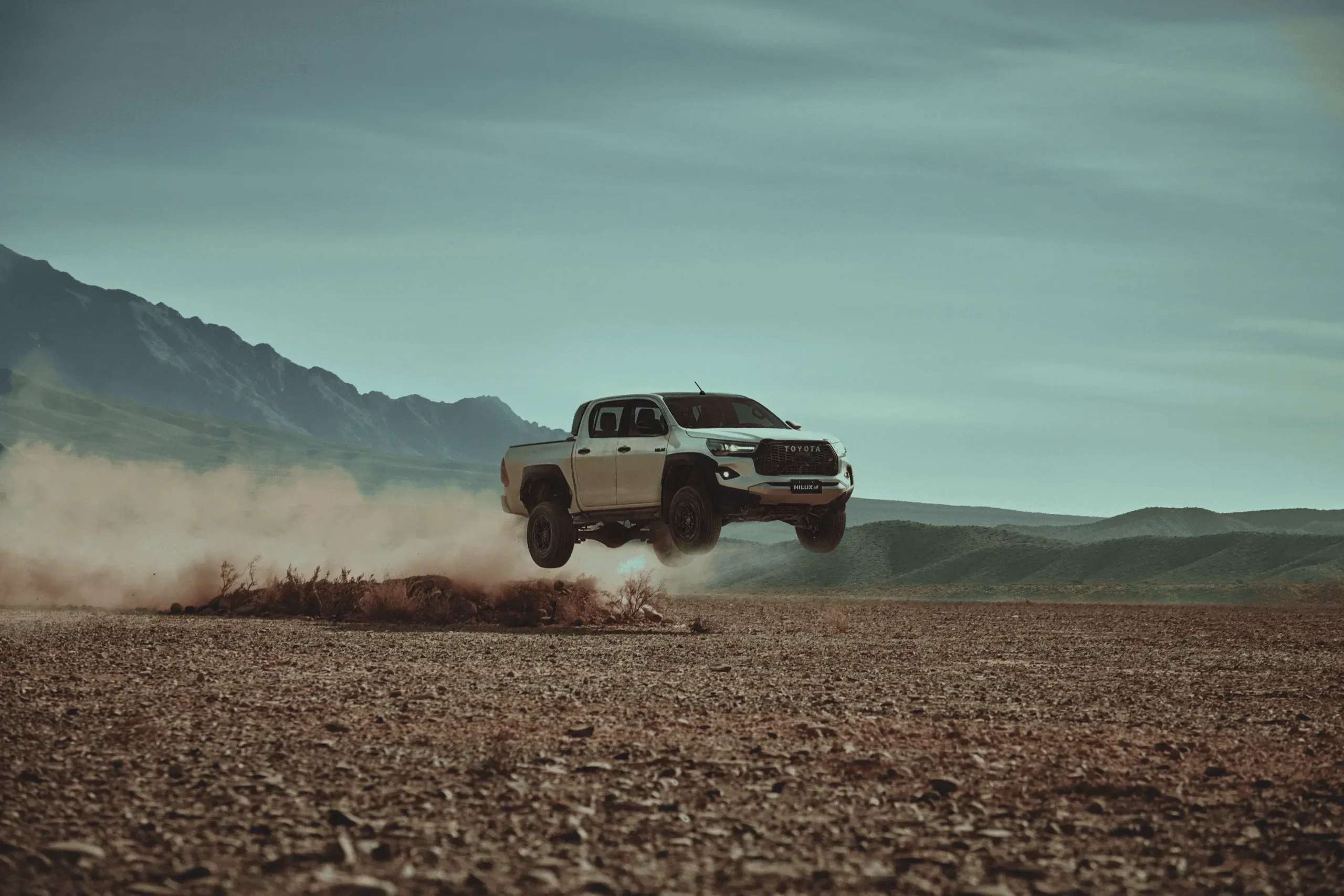 Toyota Hilux Hr Sport Publi (2)