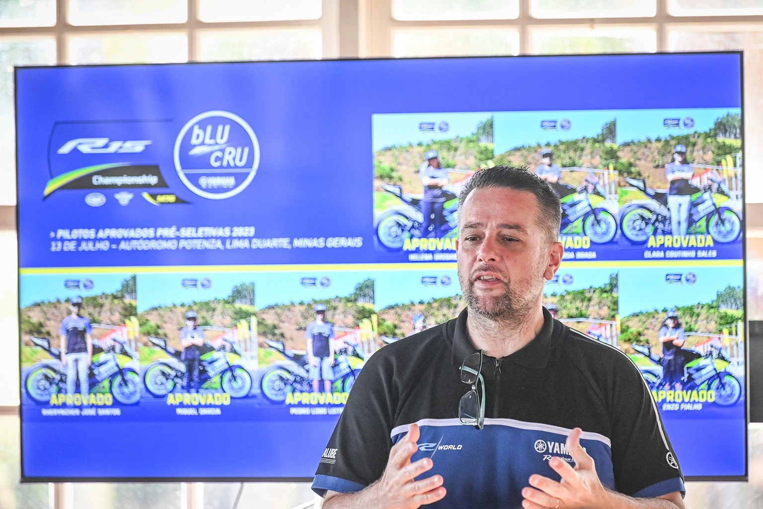 Yamaha R15 Gustavo Epifanio (7)