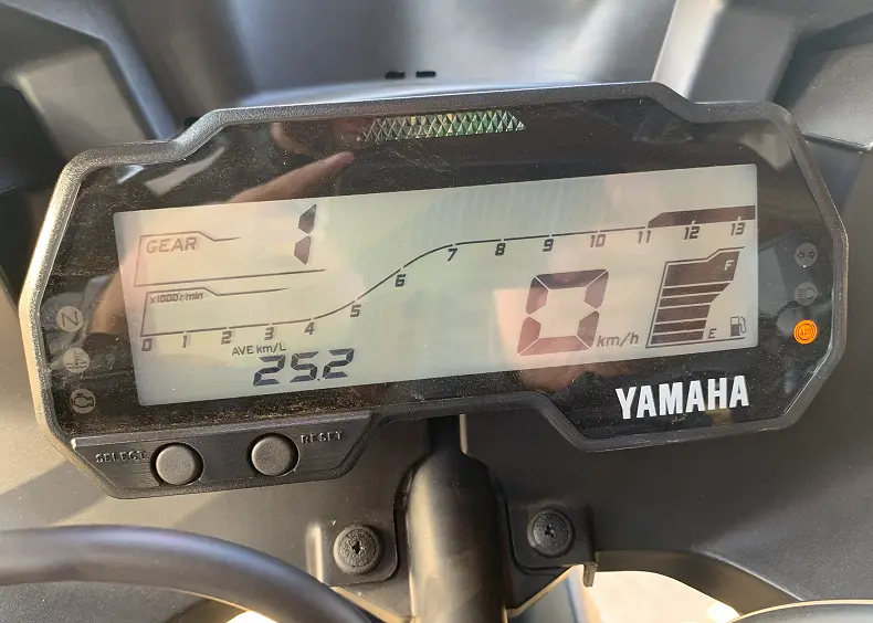 Yamaha R15 Marcelo Barros (4)