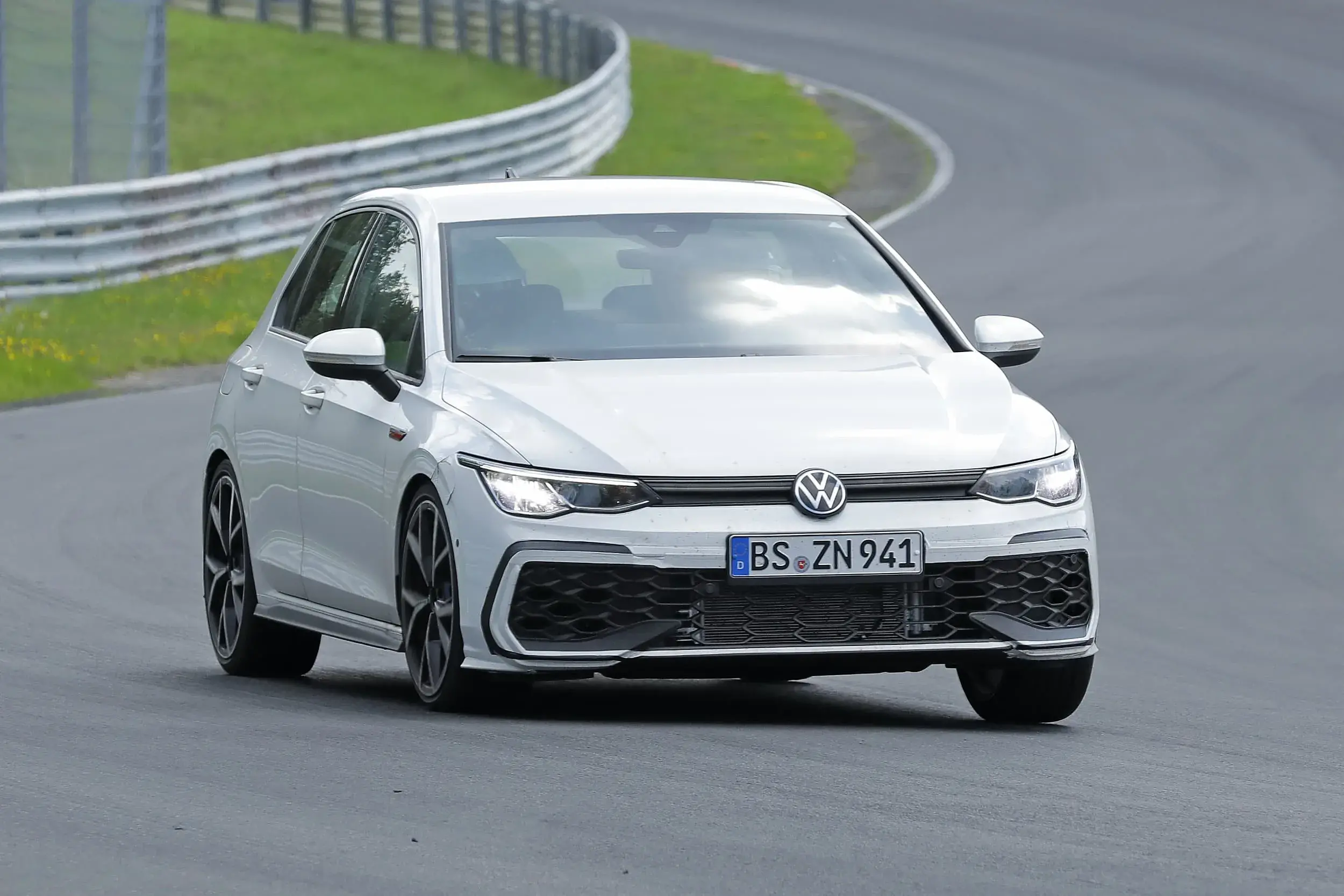 Volkswagen Golf Gti Facelift Segredo Automedia (2)