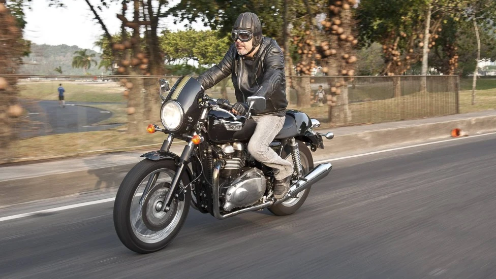 Triumph Thruxton 2014