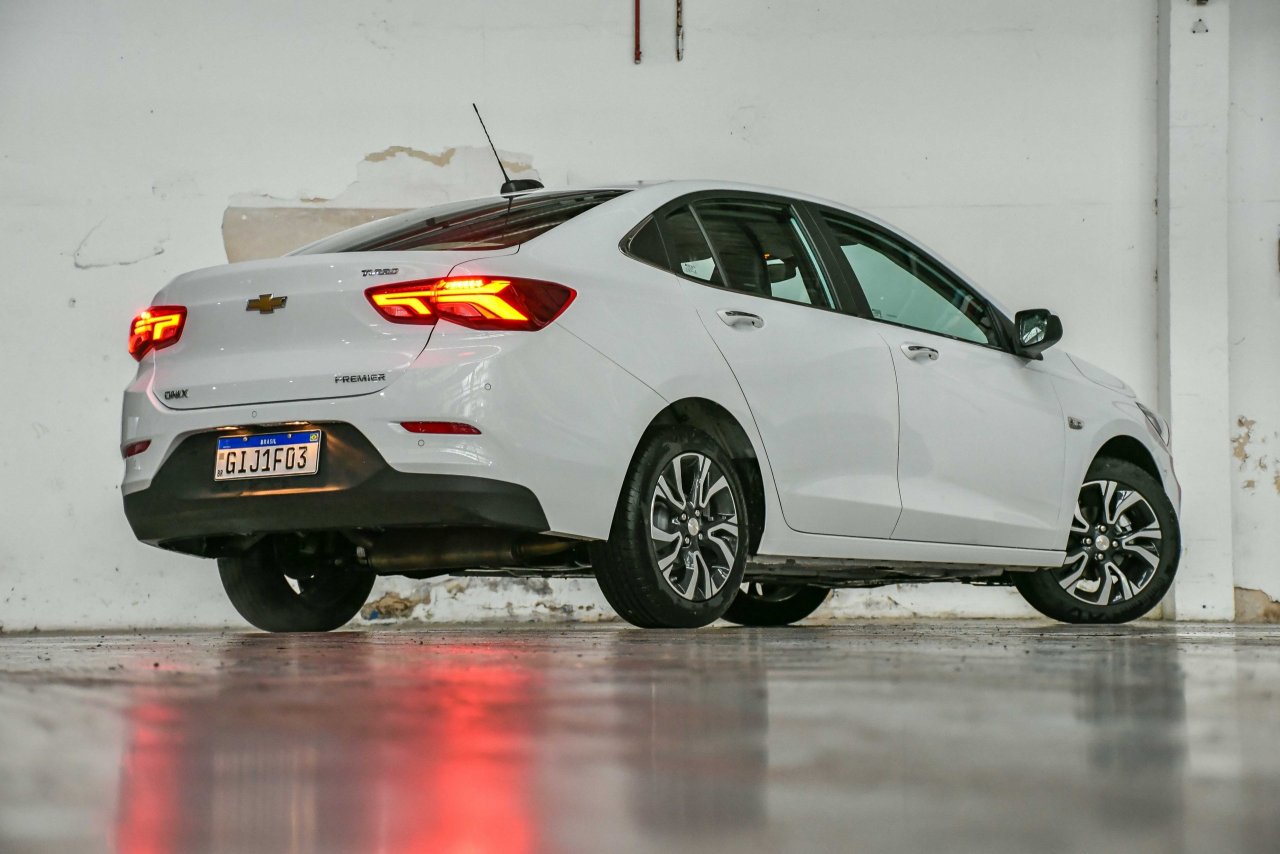 Chevrolet Onix Plus Premier 4568