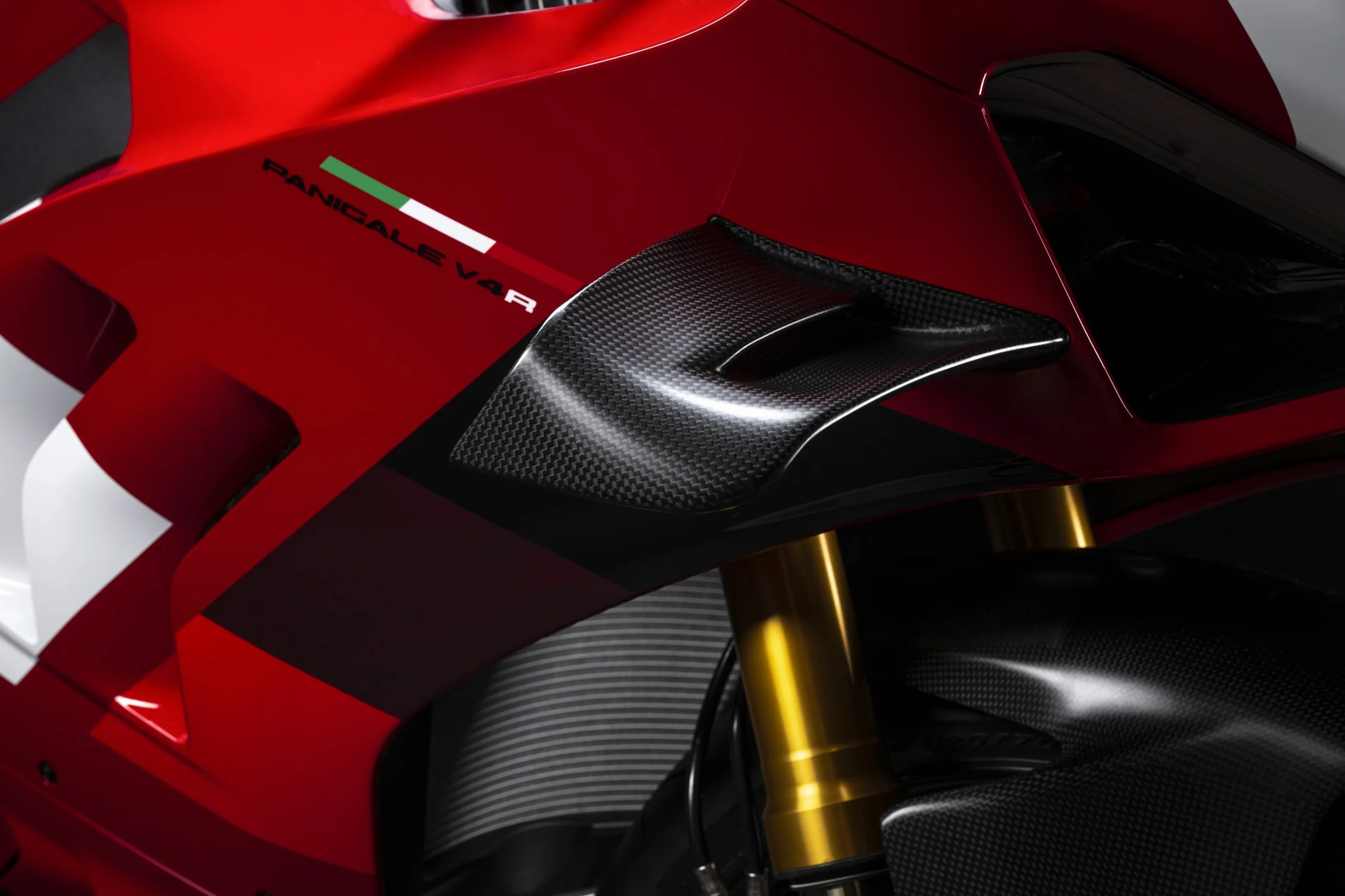 Ducati Panigale V4r (4)