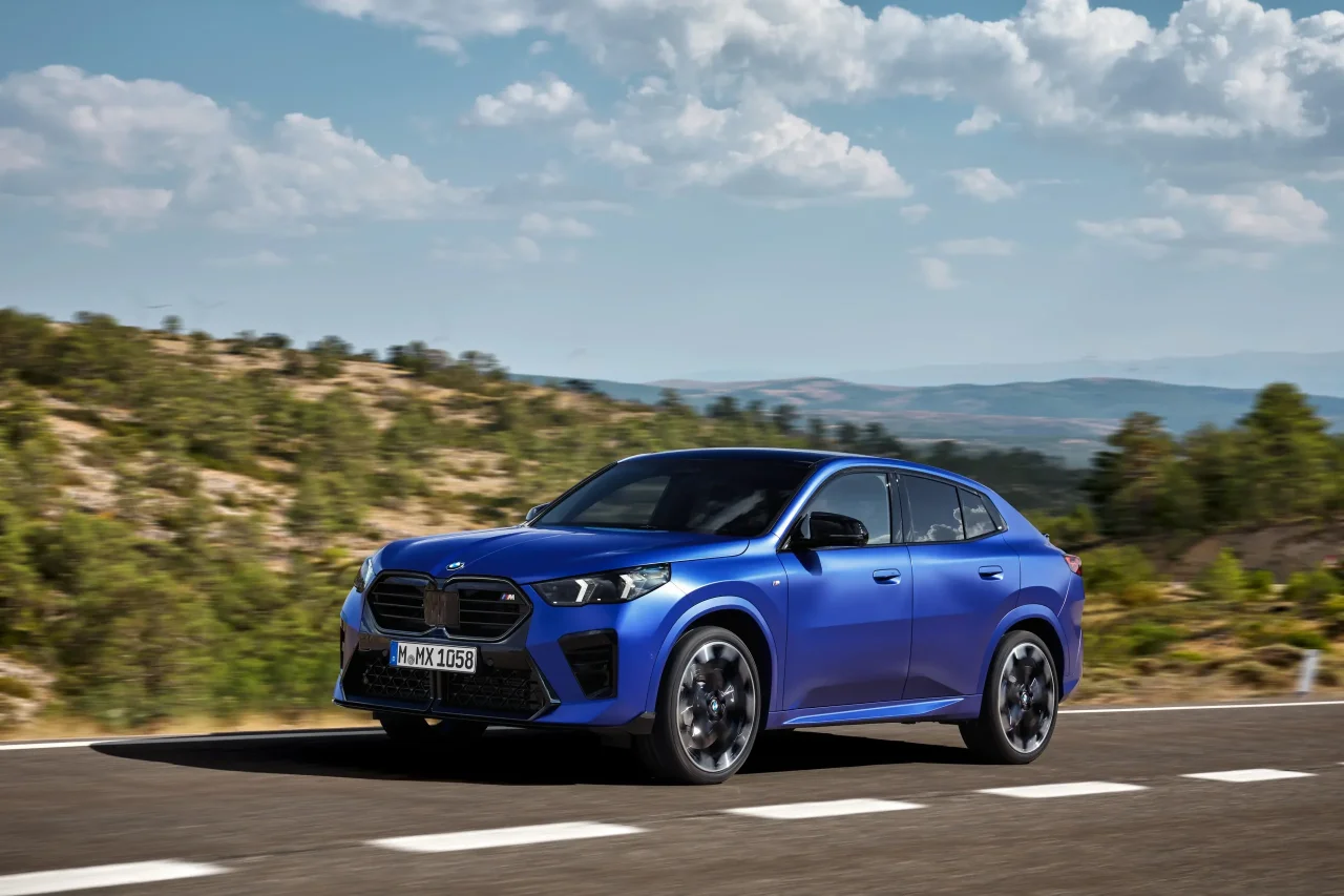BMW X2 de segunda geração chega ao Brasil em 2024