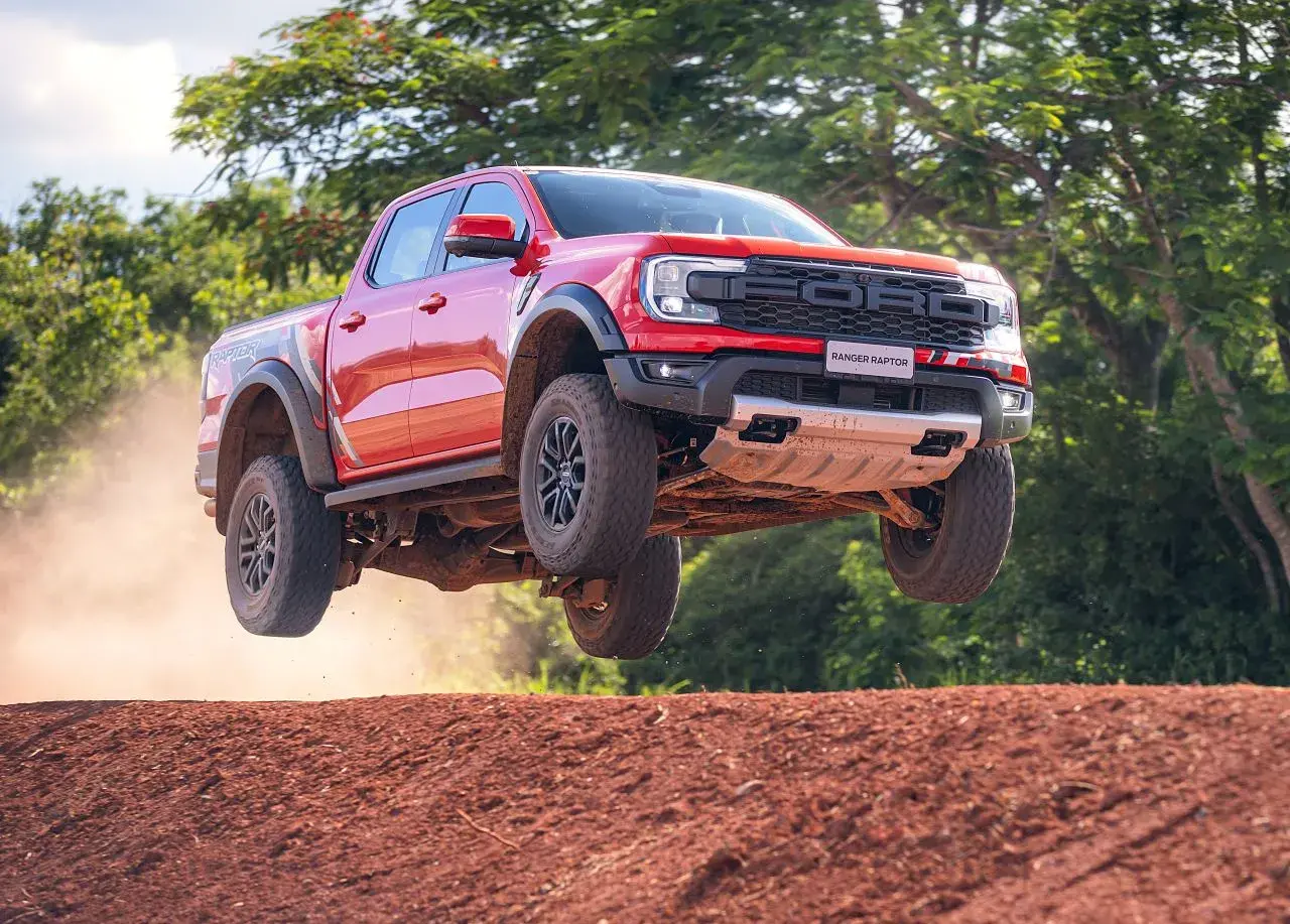 Ranger Raptor Dinâmicas (7)