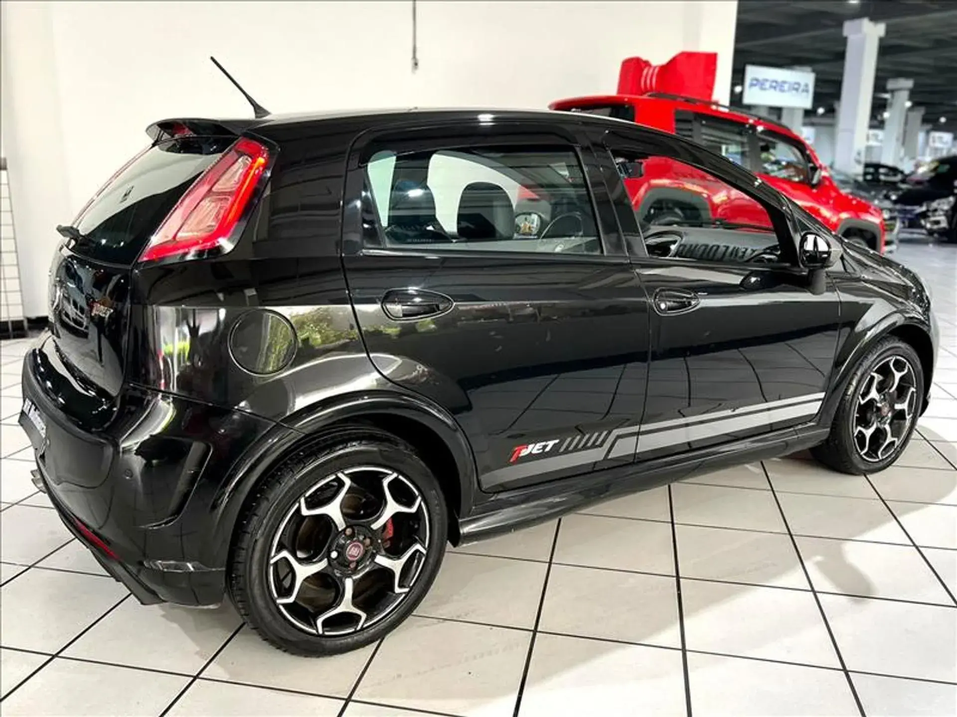 Fiat Punto 1.4 Mpi 16v Tjet Gasolina 4p Manual Wmimagem12370155429