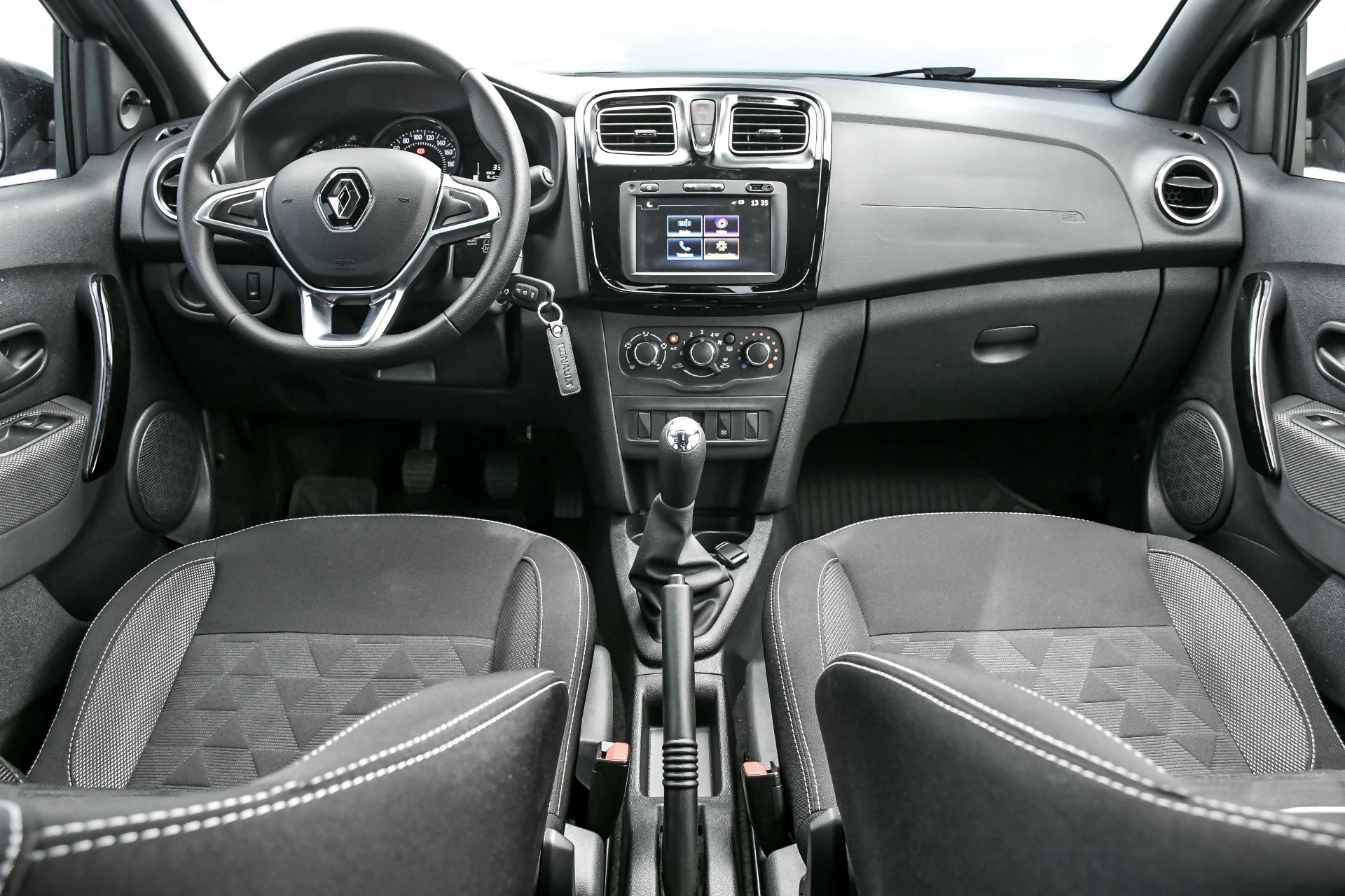 Espaço Interno Stepway 1.0 1515