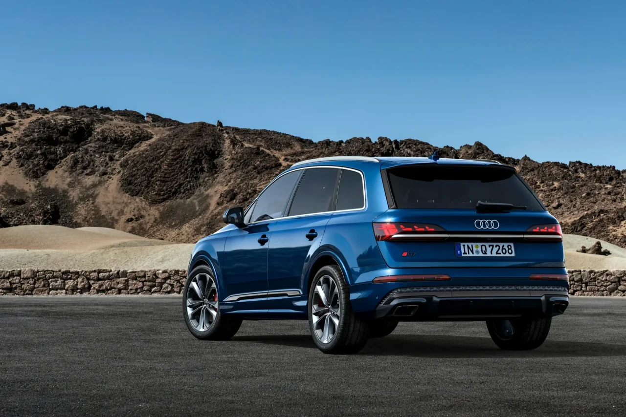 Audi Q7 2024 1