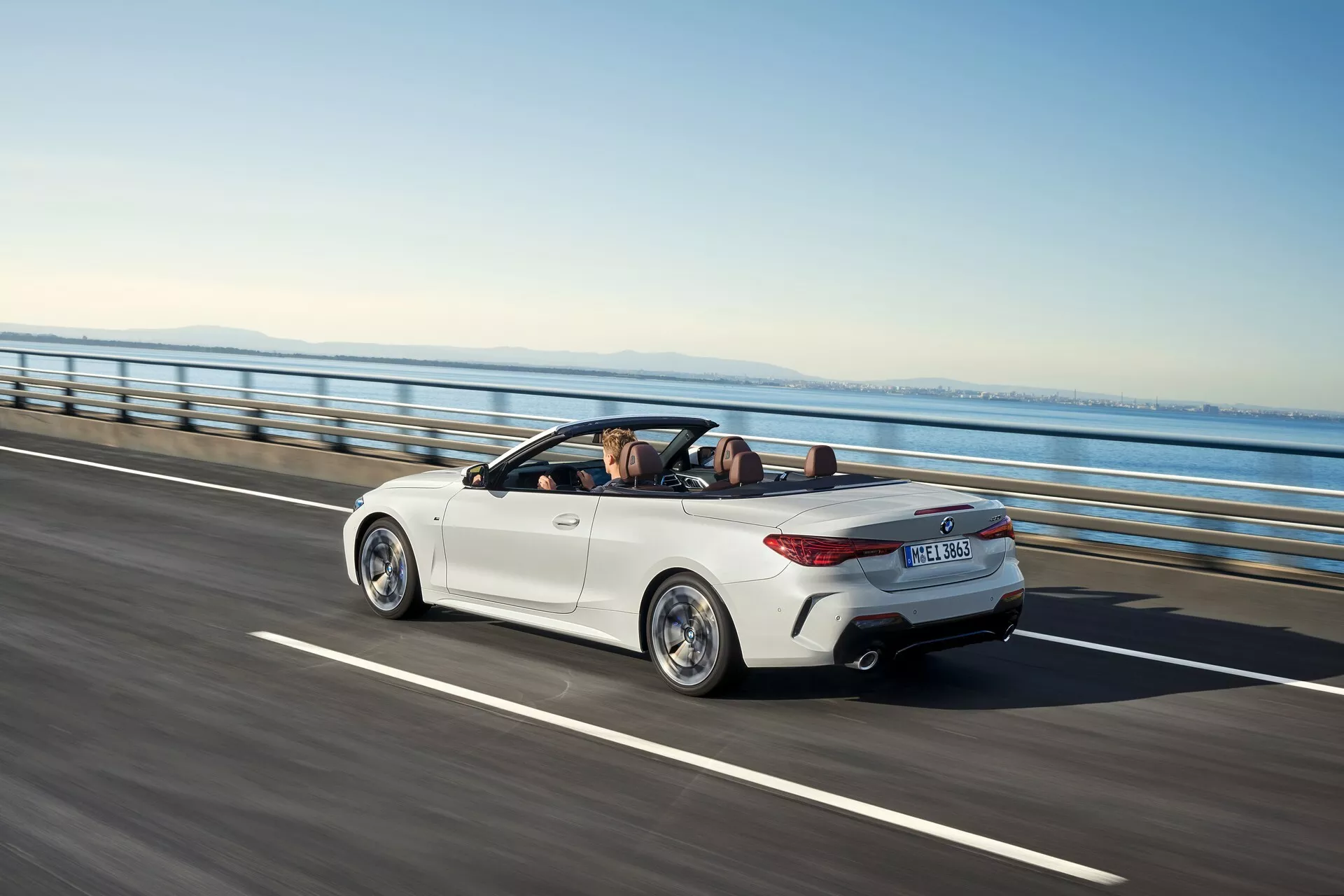 2025 BMW Série 4 Convertible 0130 2 F2