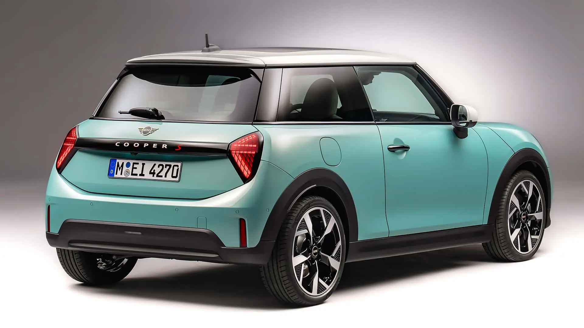 Mini Cooper 2024 (1)