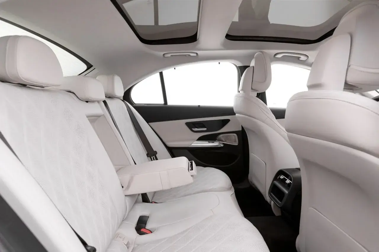 Mercedes E 300 Exclusive 9