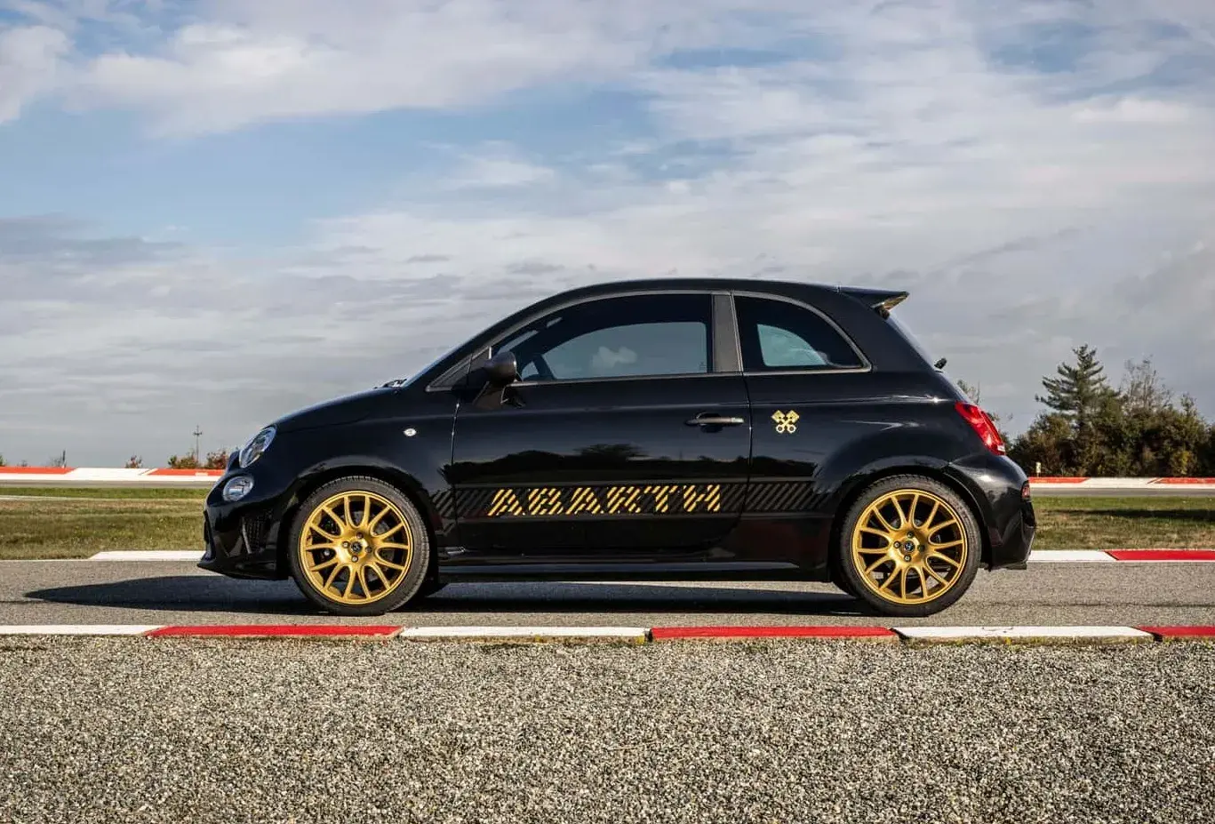 Fiat 500 Abarth 75 Anniversario 5