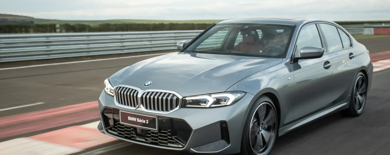 BMW 320i tem condições especiais e IPVA 2024 grátis Webmotors