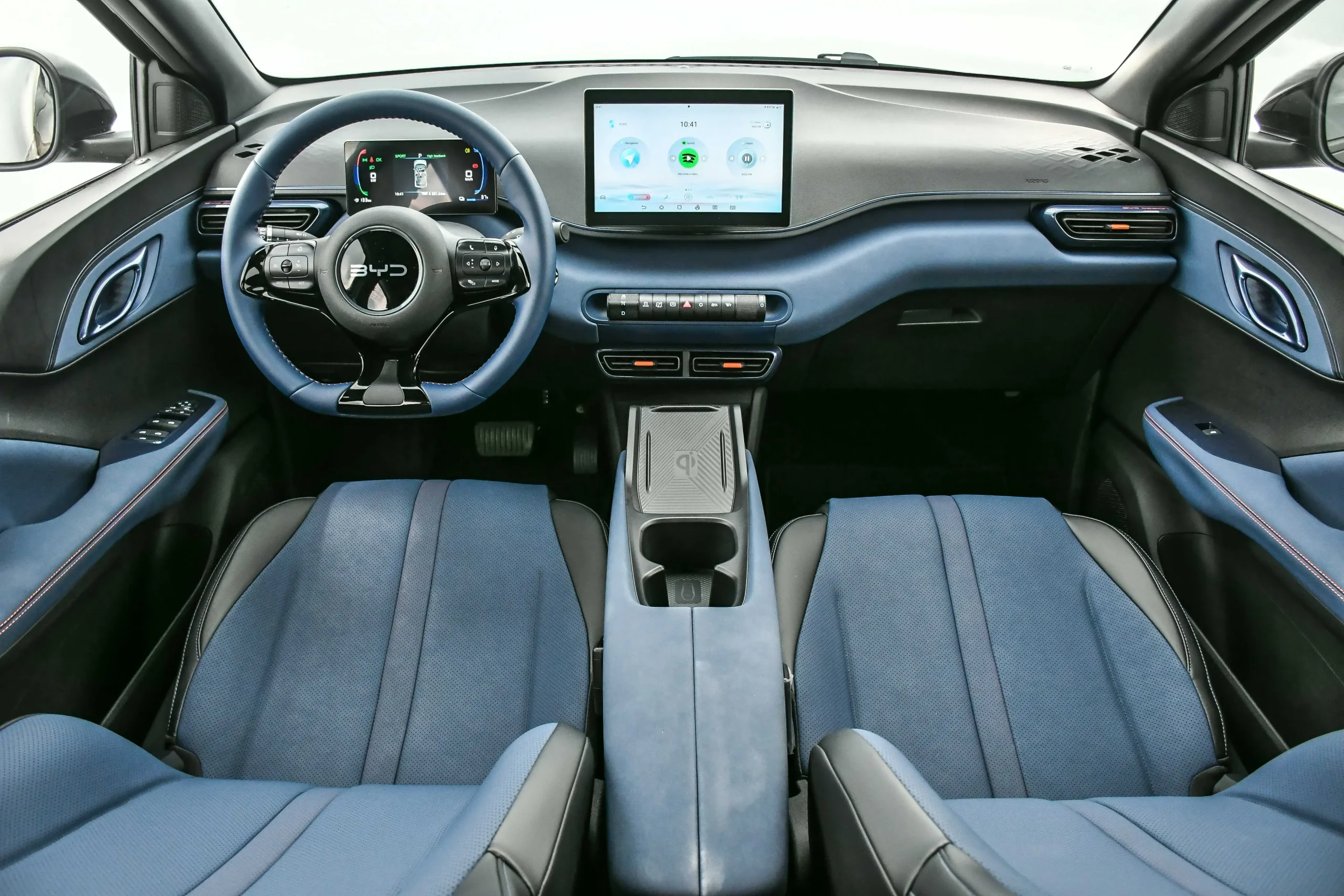 Byd Dolphin 2833