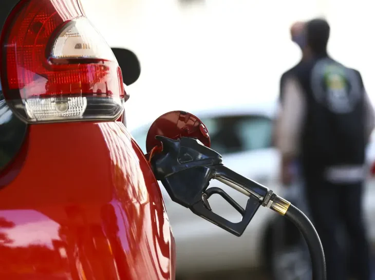 Gasolina E30 em agosto: seu carro vai sentir?