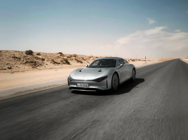 Mercedes elétrico supera 1.000 km em uso extremo