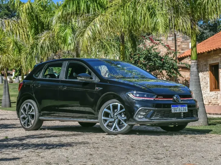 5 carros que saíram de linha em 2025