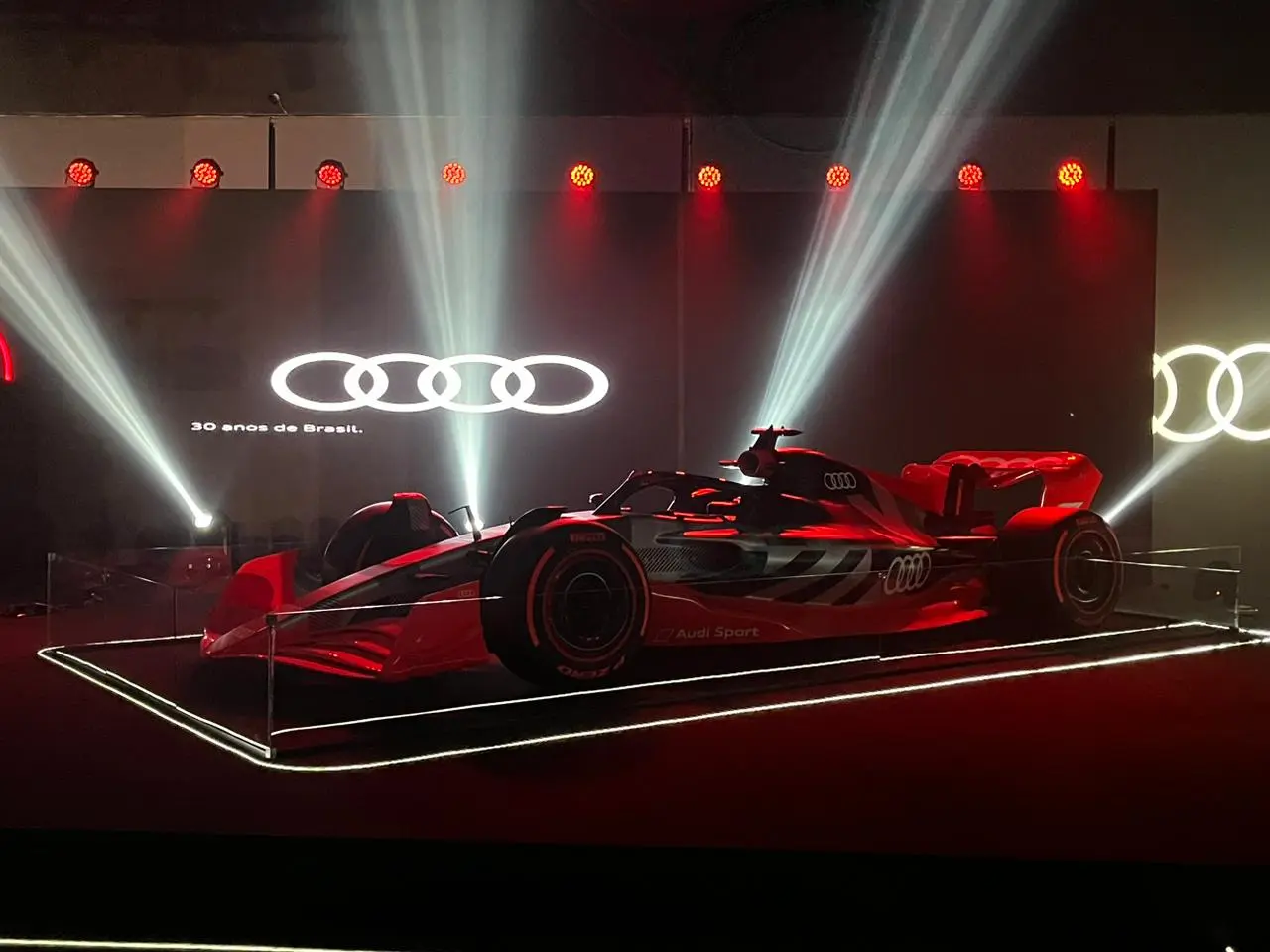 F1 Audi W