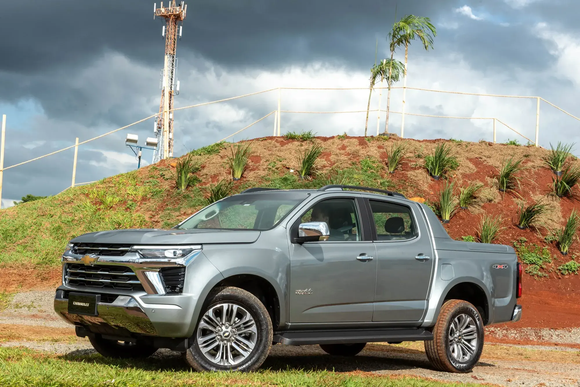 Nova Chevrolet S10 High Country 3