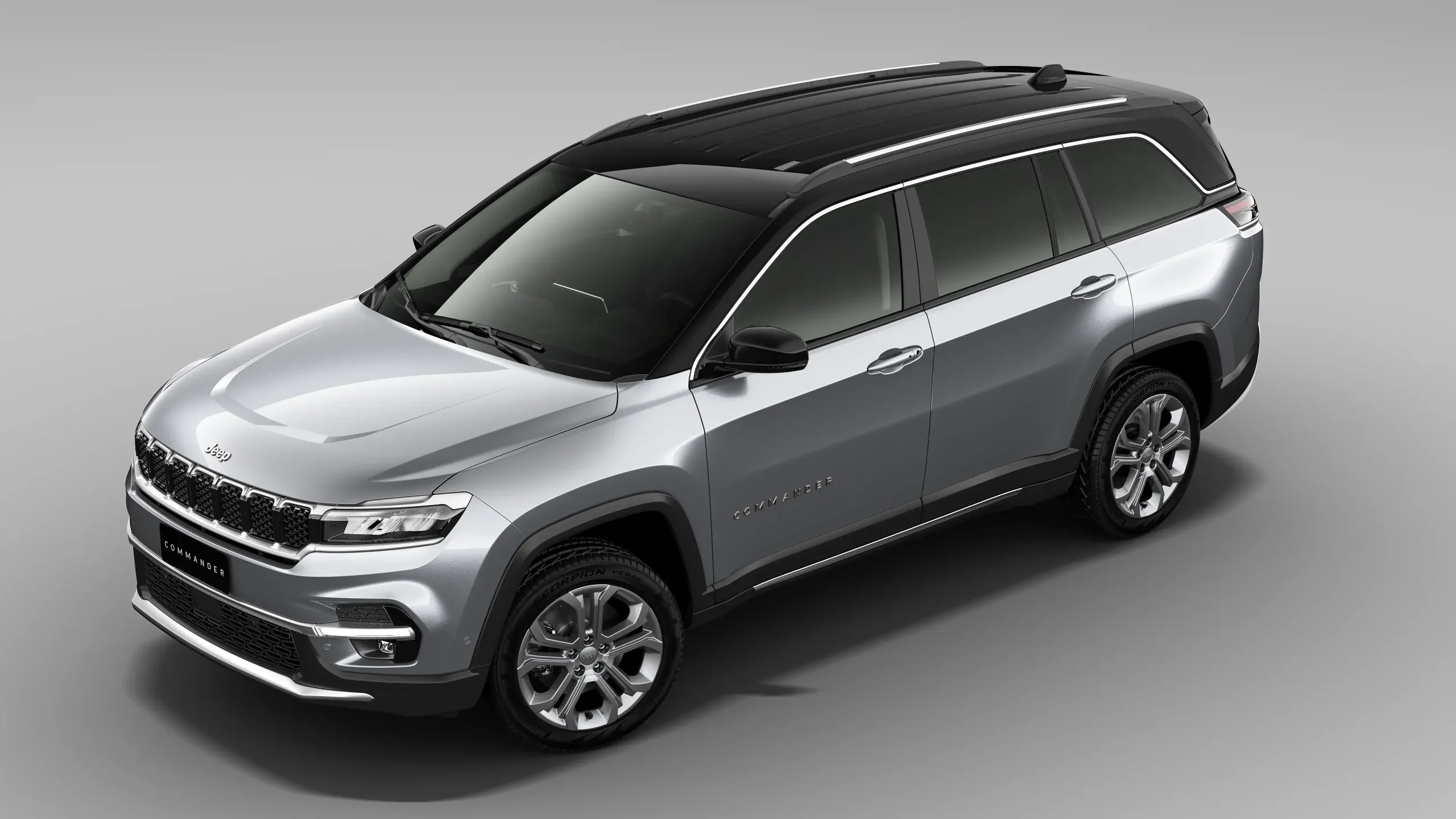 View 07 Commander Longitude Billet Silver