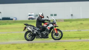 Triumph Tiger 900 (1)