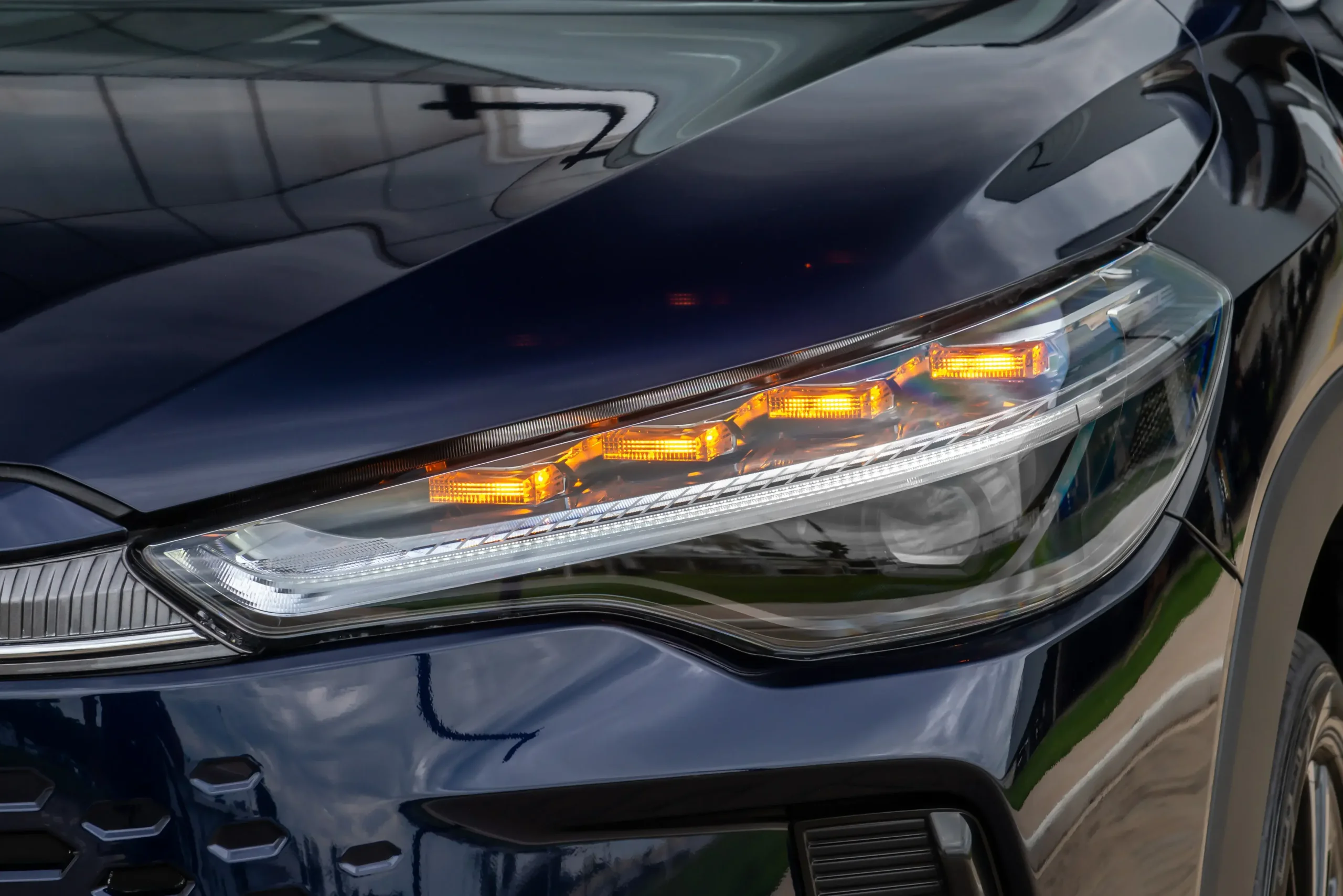 Toyota Corolla Cross muda na linha 2025; veja as novidades e os preços