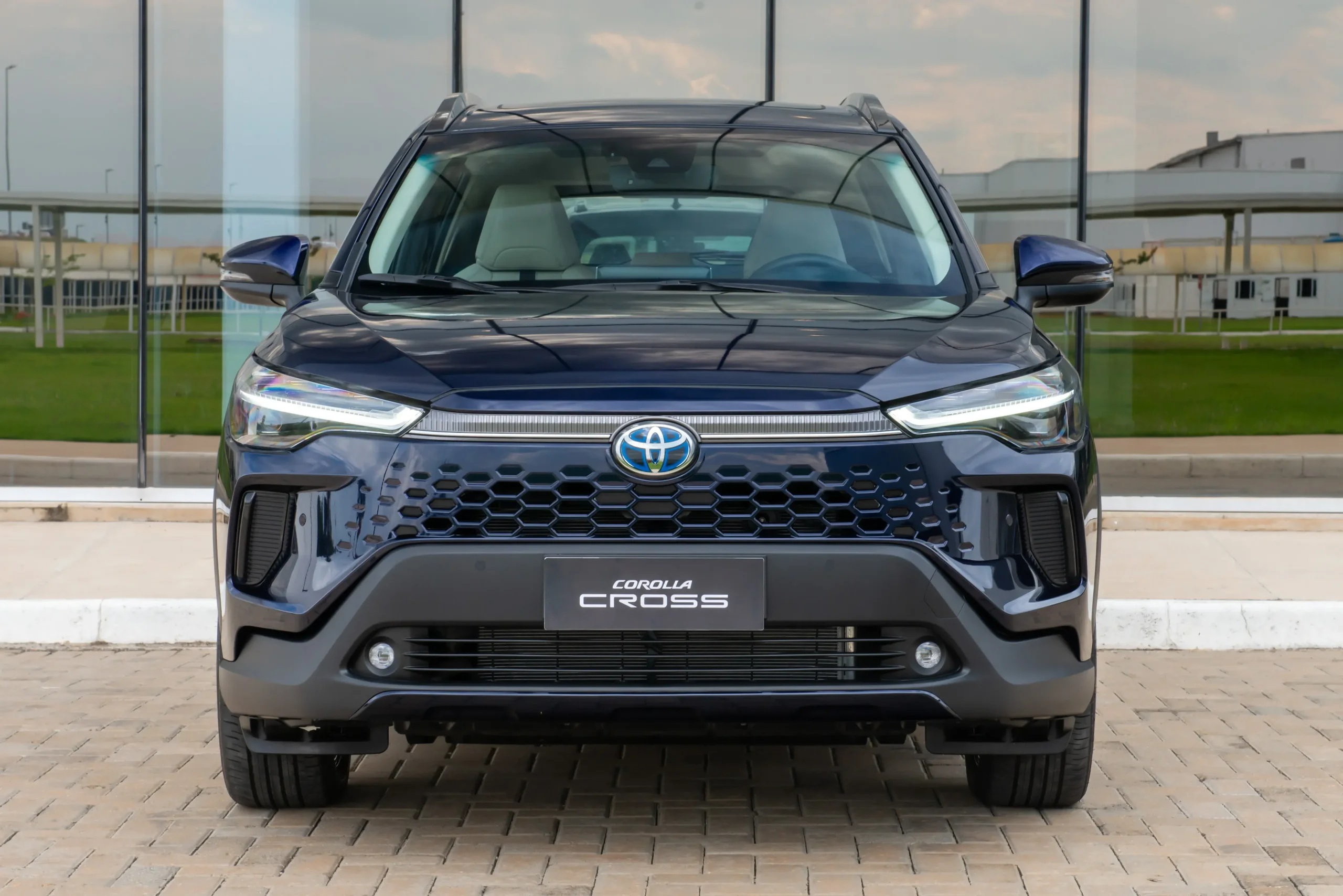 Xrx Hybrid C.cross 2025 3 SUVs