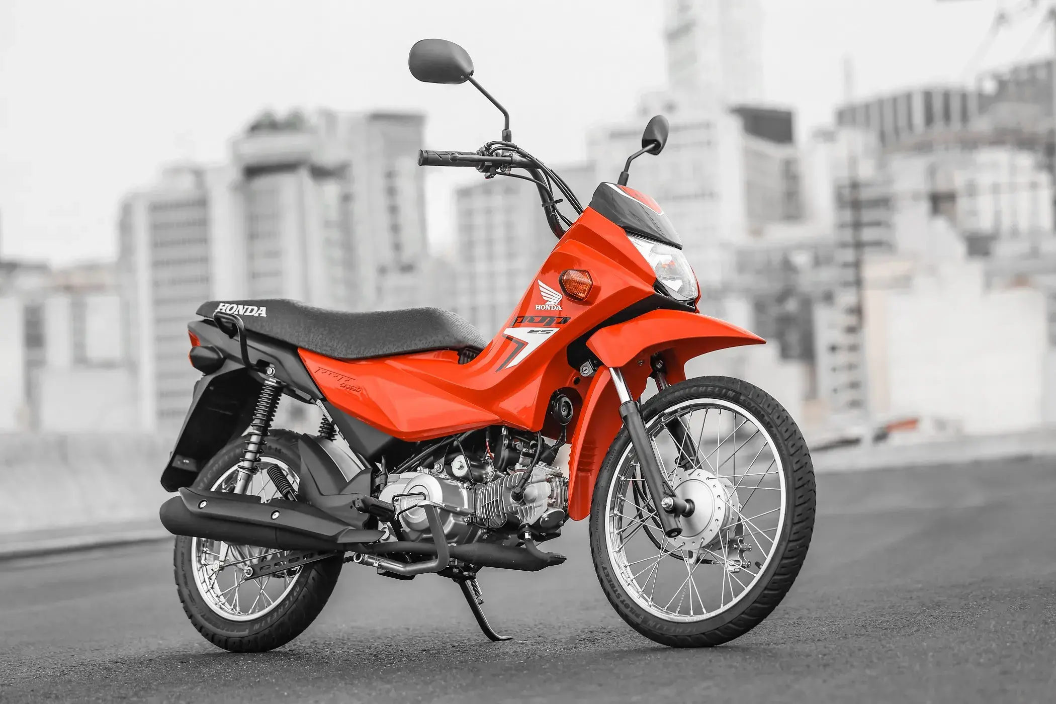 Honda Pop 110i 2025 mais potência e consumo de 50km/l