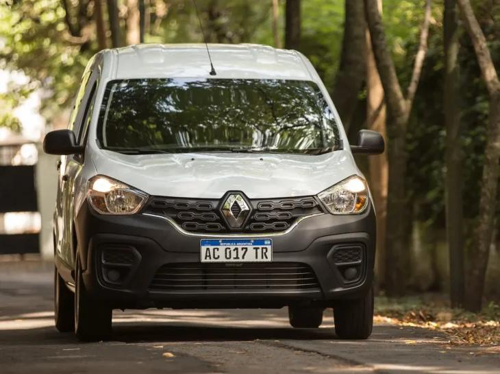 Novo Kangoo: será capaz de superar o Fiat Fiorino?