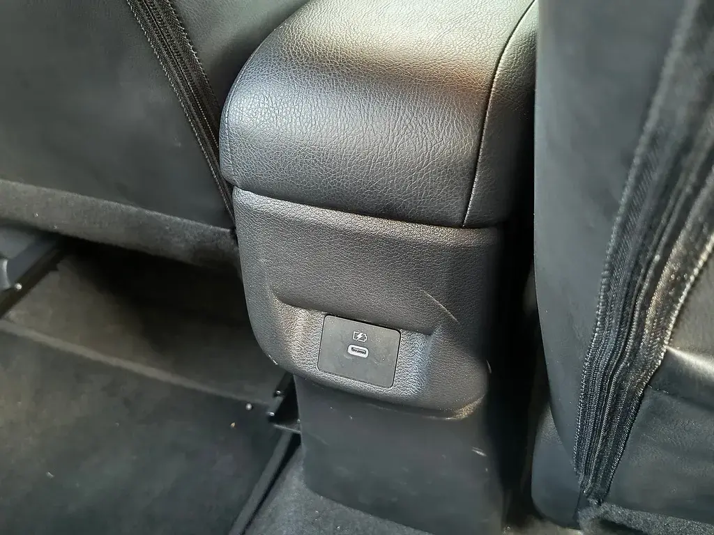 Nissan Versa Exclusive (15)