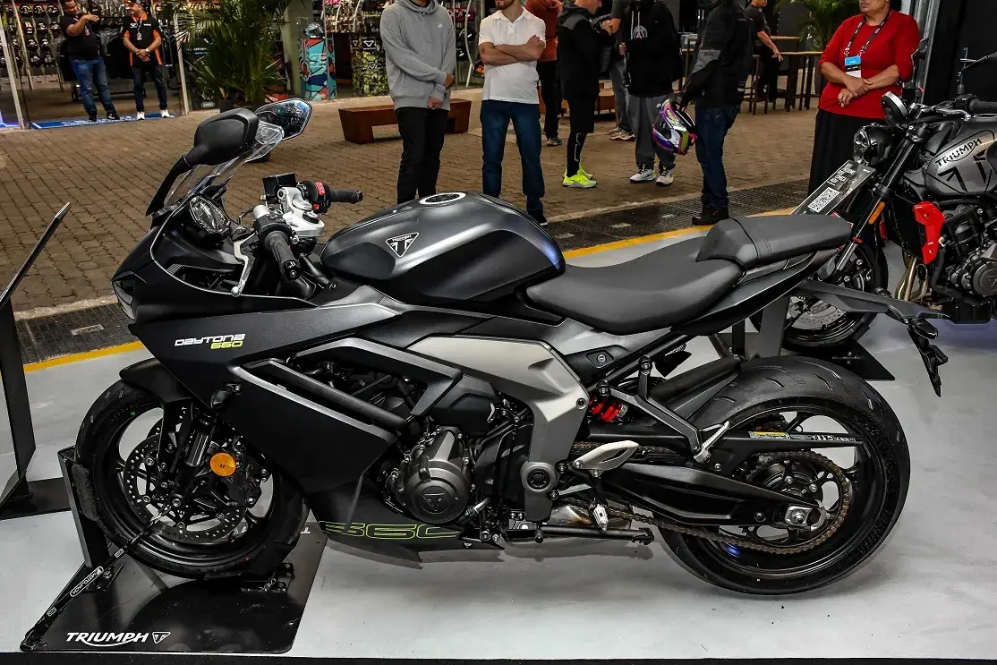 Triumph Daytona 660 Festival Interlagos 2024 (1)