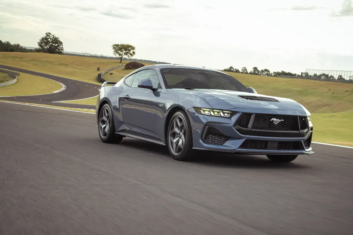 Mustang Gt Performance Pista (9)