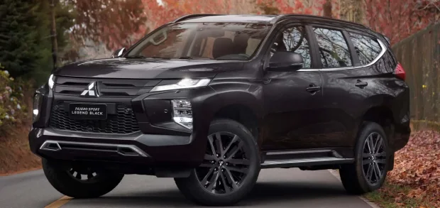 Mitsubishi Pajero Sport Legend Black 2